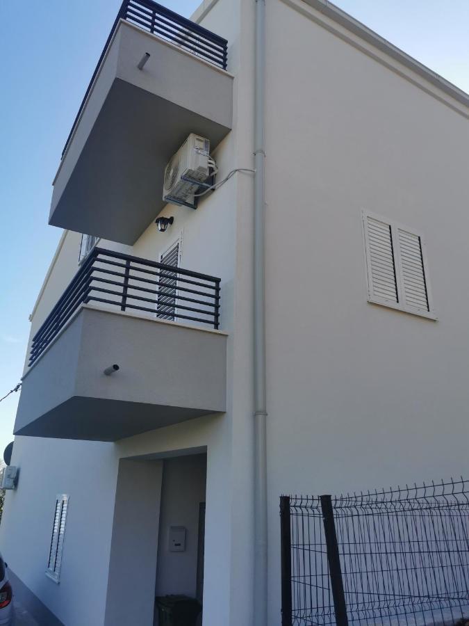 Room Ela Donji Seget Exterior foto
