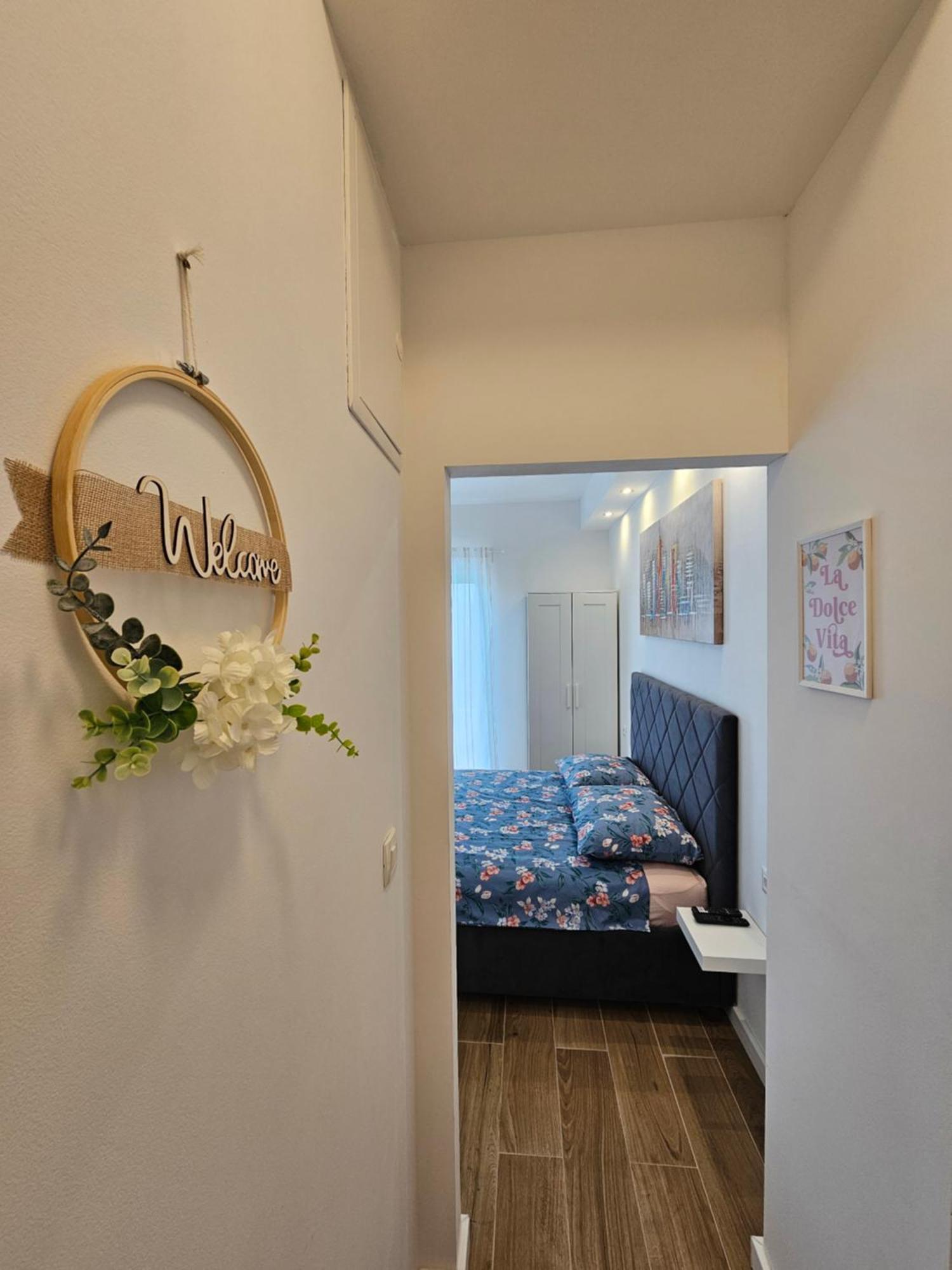 Room Ela Donji Seget Exterior foto